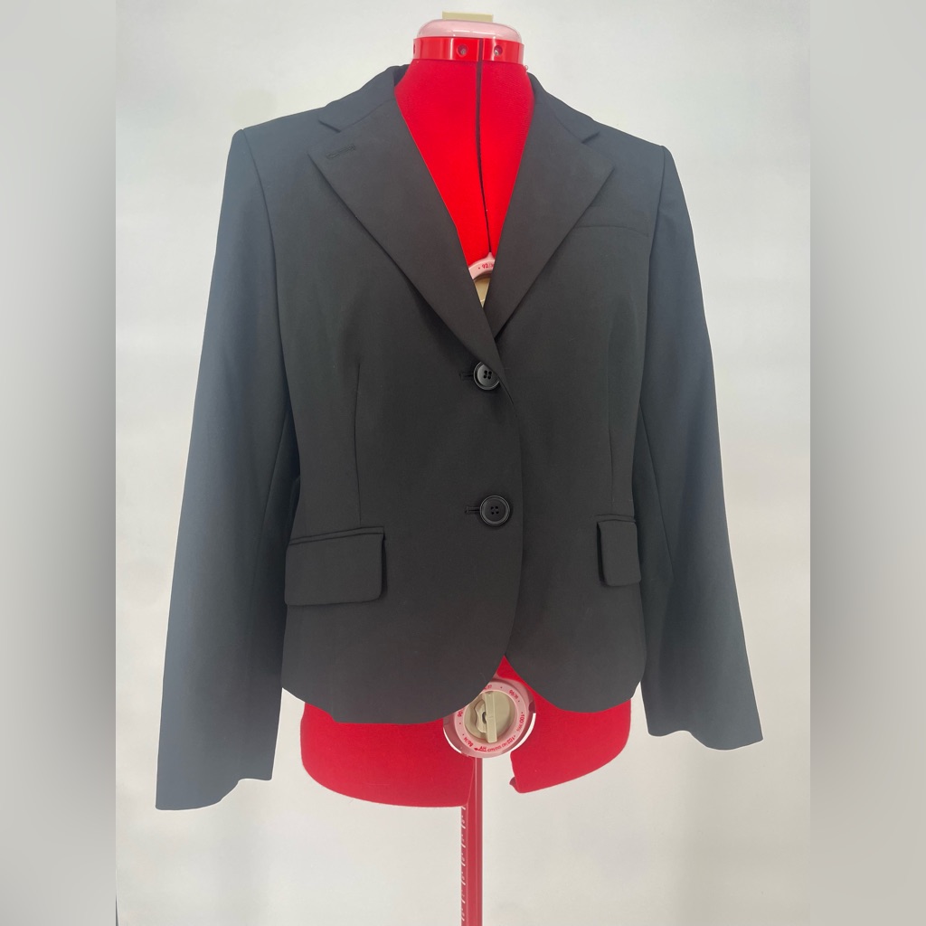 Loft Petites Black Cropped Basic Blazer With Pockets